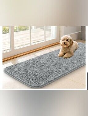 Plush Gray Chenille Bath Mat Traps Dirt – Soft Non-Slip Floor Rug 47x17